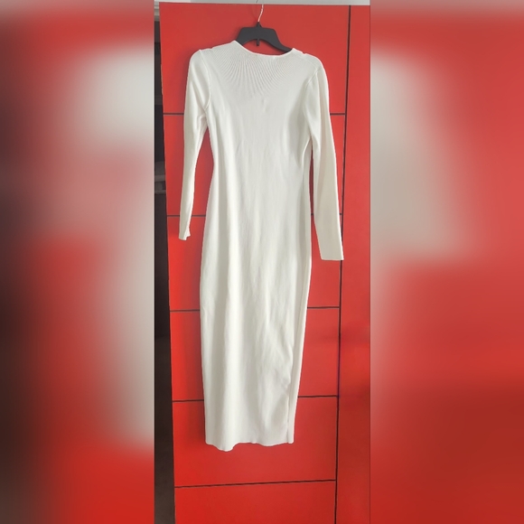 Endless Rose Cut Out Knitted Long Sleeve Maxi Dress - Picture 6 of 6